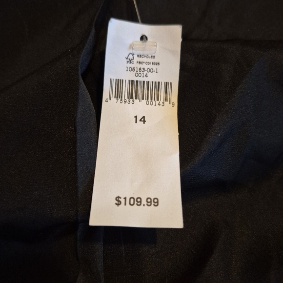 Banana Republic Factory women's size 14 black blazer, folded 3/4 sleeve, NWT - Picture 3 of 6